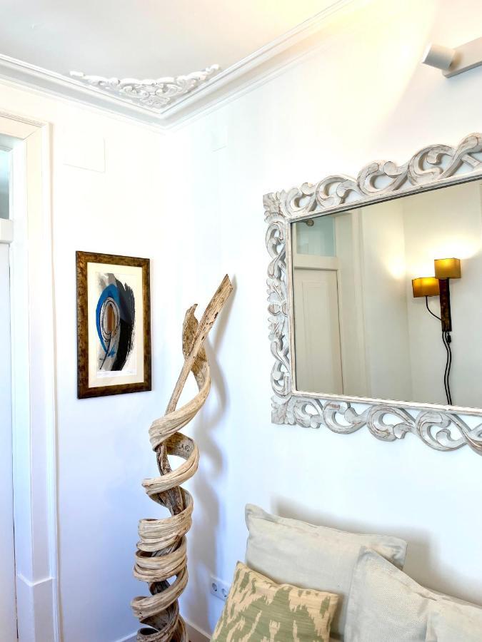 Bright And Spacious Three Bedroom Apt In The Heart Of Lissabon Buitenkant foto