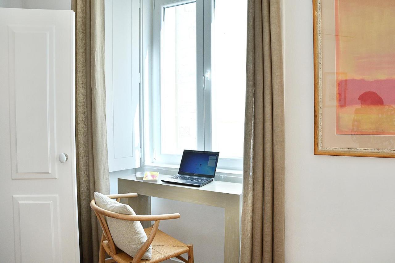 Bright And Spacious Three Bedroom Apt In The Heart Of Lissabon Buitenkant foto